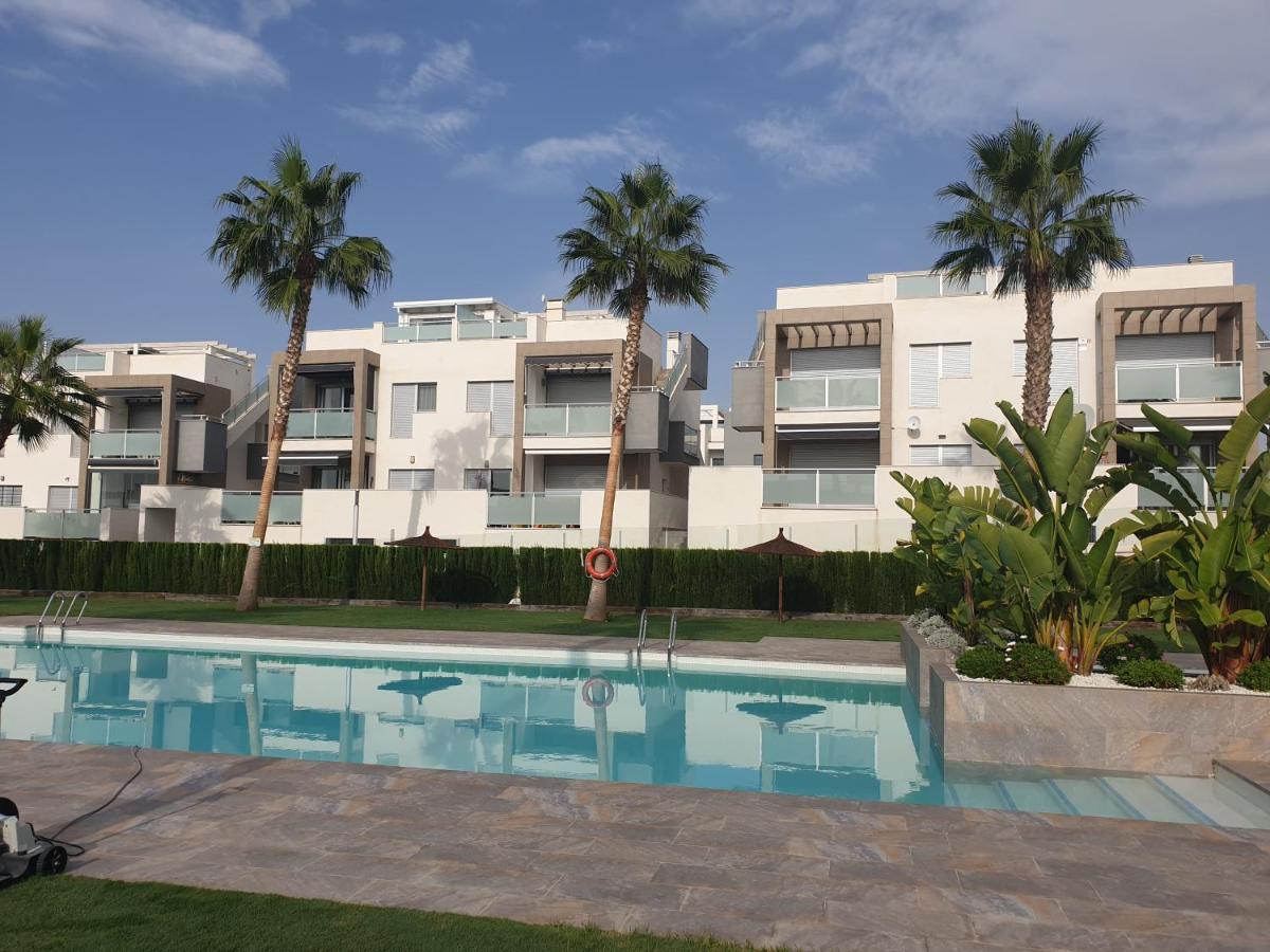 El Mirador Amelie Ground Floor Apartment In Torrevieja Punta Prima Wifi Pool And Close To Beach And Golf Exterior photo